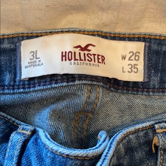 COPY - Hollister Jeans - Picture 6 of 6
